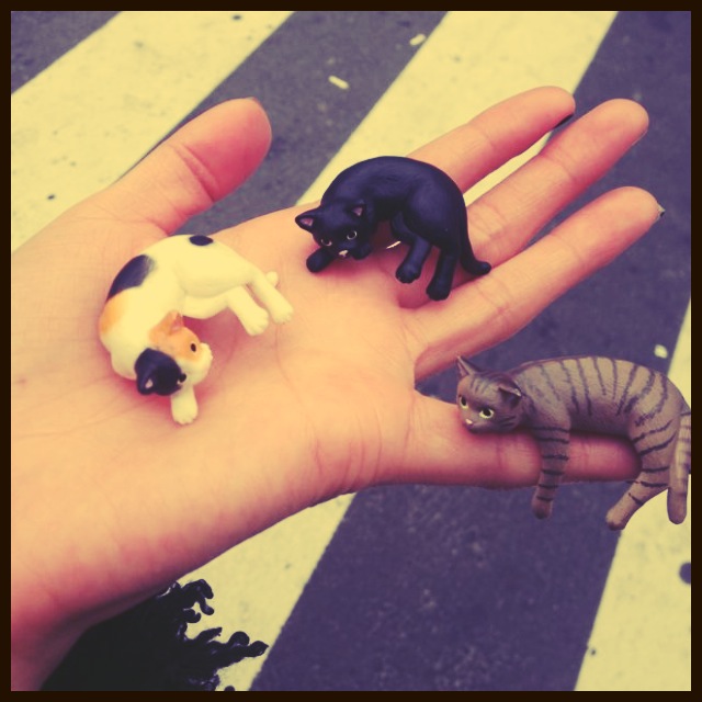 ガチャガチャ　　　　　　　　　　　池袋美容室　ＨＡＡＡＴ　東口店