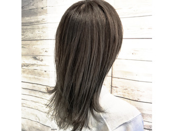 ケアカラーでダメージ少なく！