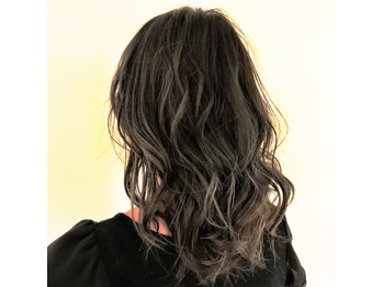 ハイライトで抜け感