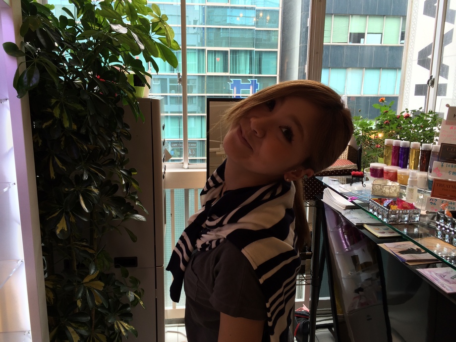 YES!? フォー！？０００