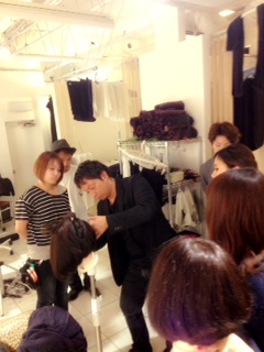 カット検定☆　　　　　　　　　　　　　　池袋美容室　ＨＡＡＡＴ　東口店