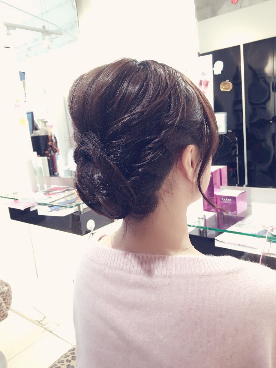 お呼ばれヘア♡大人かわいい♡　　　池袋人気美容室ＨＡＡＡＴ東口店