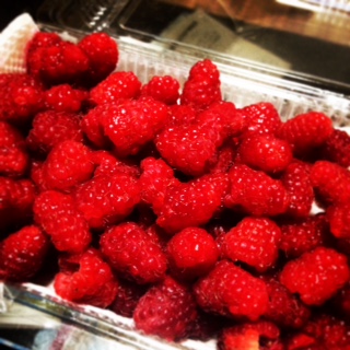 自家製☆ラズベリー　　　　　池袋美容室　ＨＡＡＡＴ　東口店