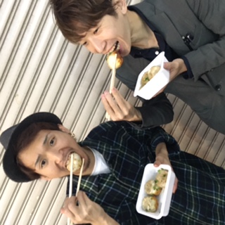 仕事終わりに☆焼き小龍包　　　　　　　池袋美容室ＨＡＡＡＴ東口店