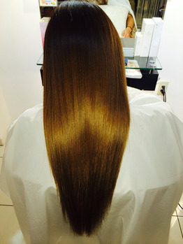 毛髪整形でとぅるんとぅるん。