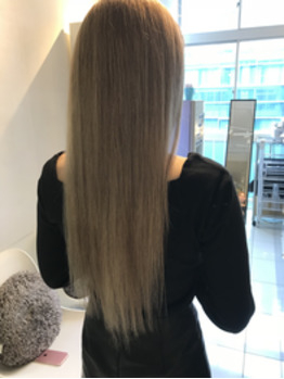 ダブルカラーでプラチナシルバー☆彡