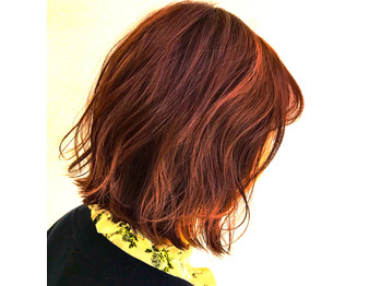 暖色系カラーも！