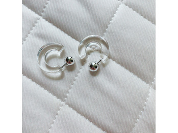 大ぶりピアスにハマってます