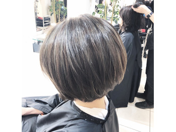 ハイライト×アディクシーカラーで最強の透け感を