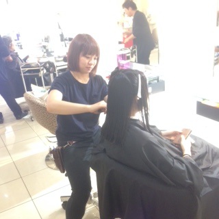 カットモデル　　　　　池袋美容室　ＨＡＡＡＴ　東口店