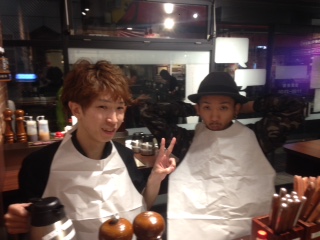 いきなり！ステーキ　　　　　　　　　　　　　池袋美容室　HAAAT　東口店