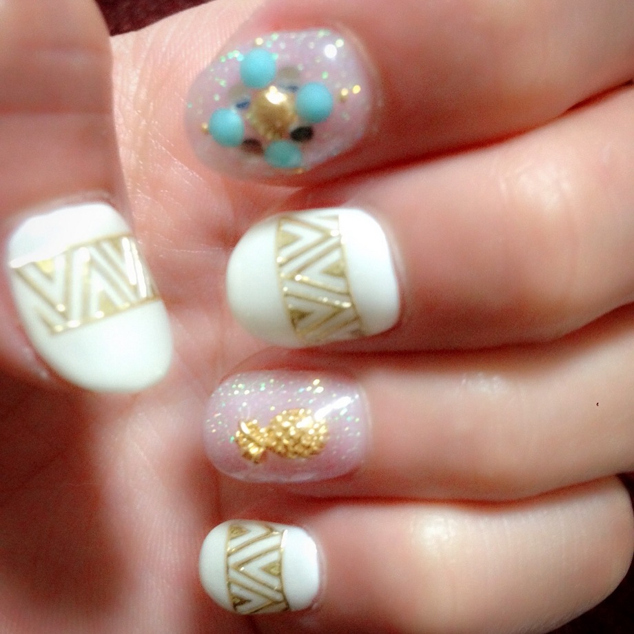 ＮＥＷネイル☆　　　　　　　　池袋美容室　ＨＡＡＡＴ　東口店